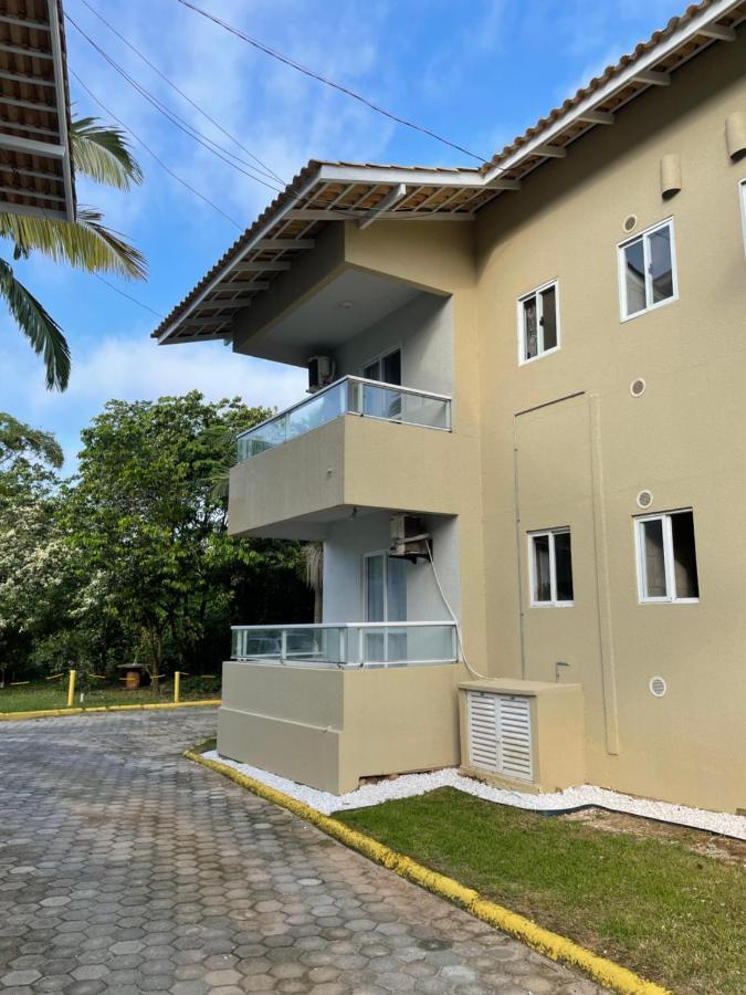 Apto Em Condominio No Centro De Bombinhas, Proximo Da Praia Εξωτερικό φωτογραφία