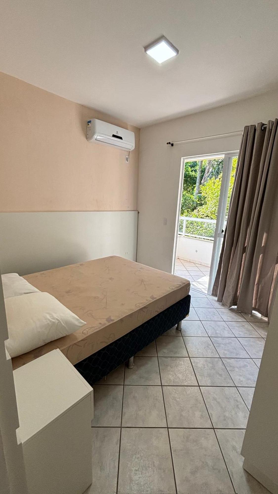 Apto Em Condominio No Centro De Bombinhas, Proximo Da Praia Εξωτερικό φωτογραφία